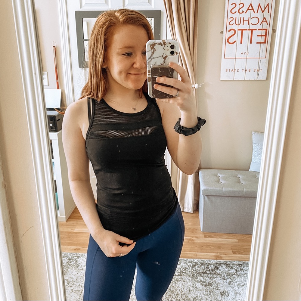 90 Degree Black Mesh Tank
